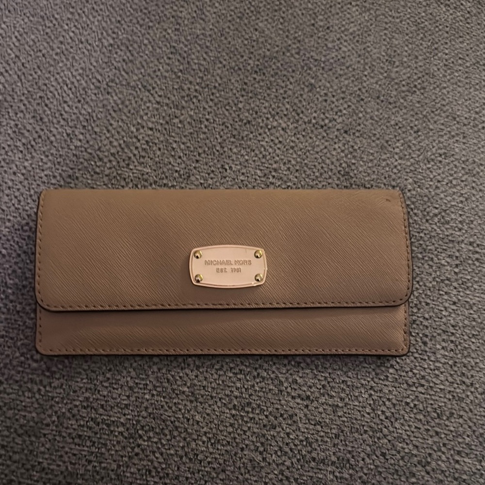 Michael Kors wallet